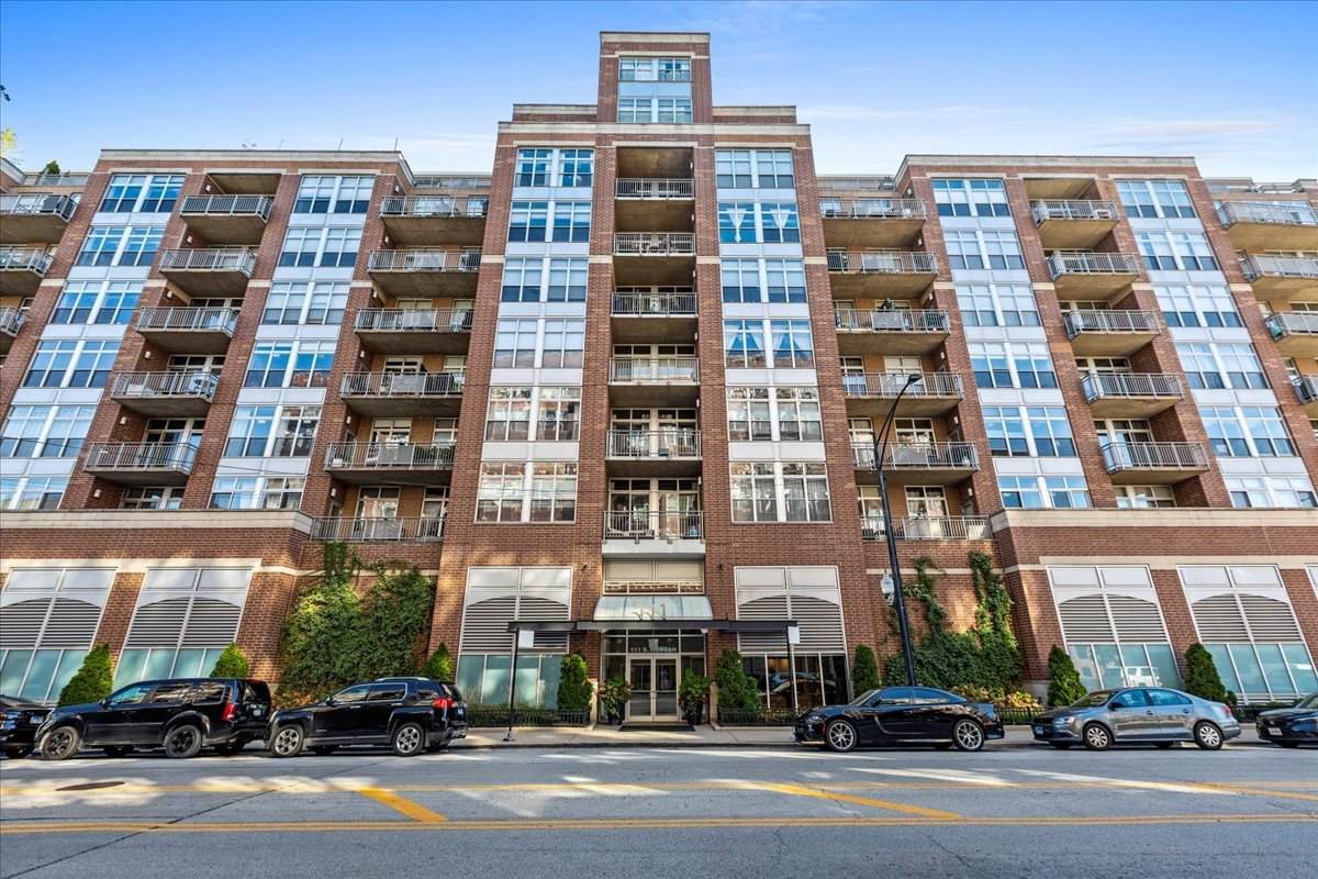 111 Morgan Street - Photo 1