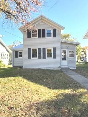 406 Division Avenue - Photo 1