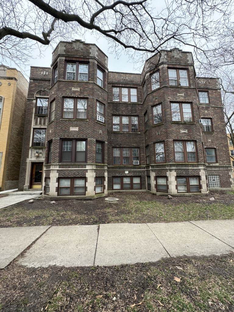 2221 Arthur Avenue - Photo 1