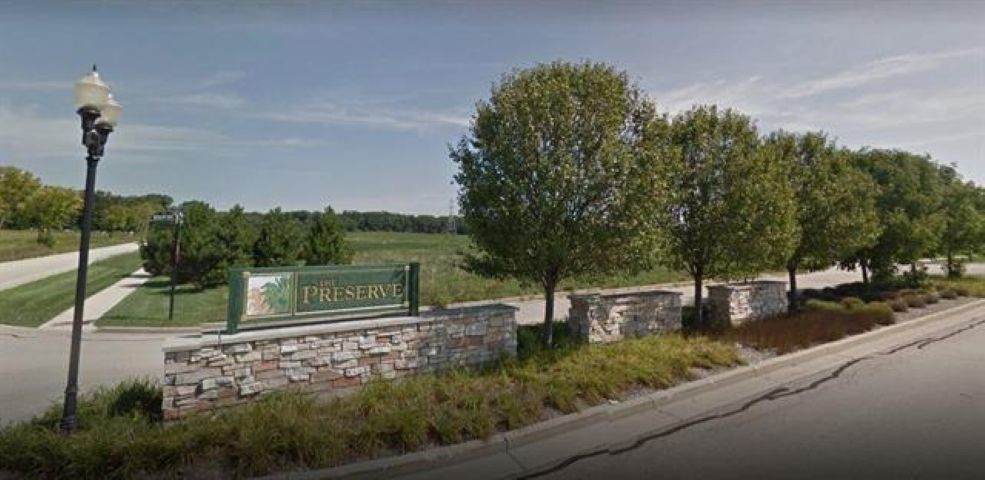 627 Clarksen Drive - Photo 1