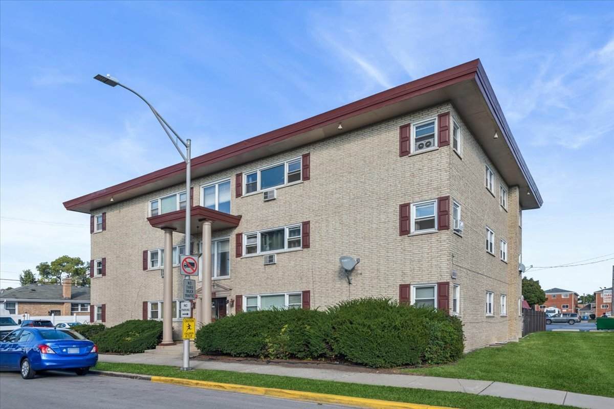 5011 Saint Charles Road - Photo 1