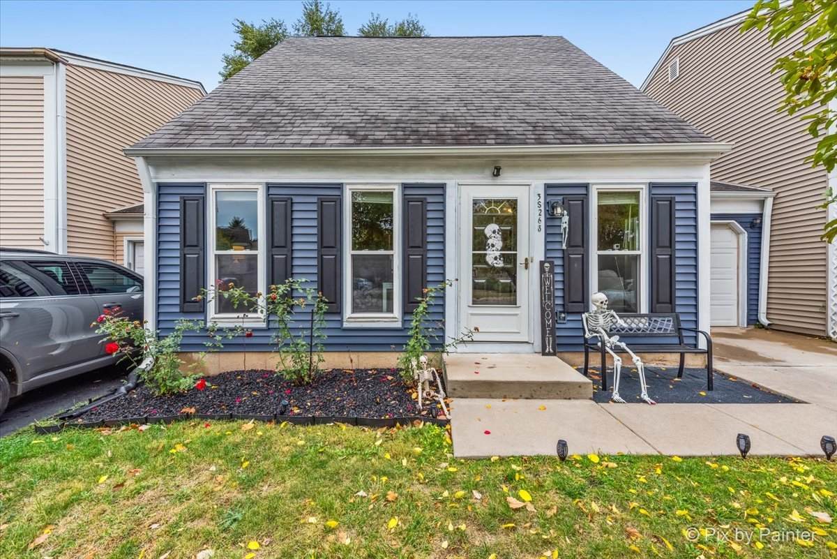 3S268 Twin Pines Drive - Photo 1