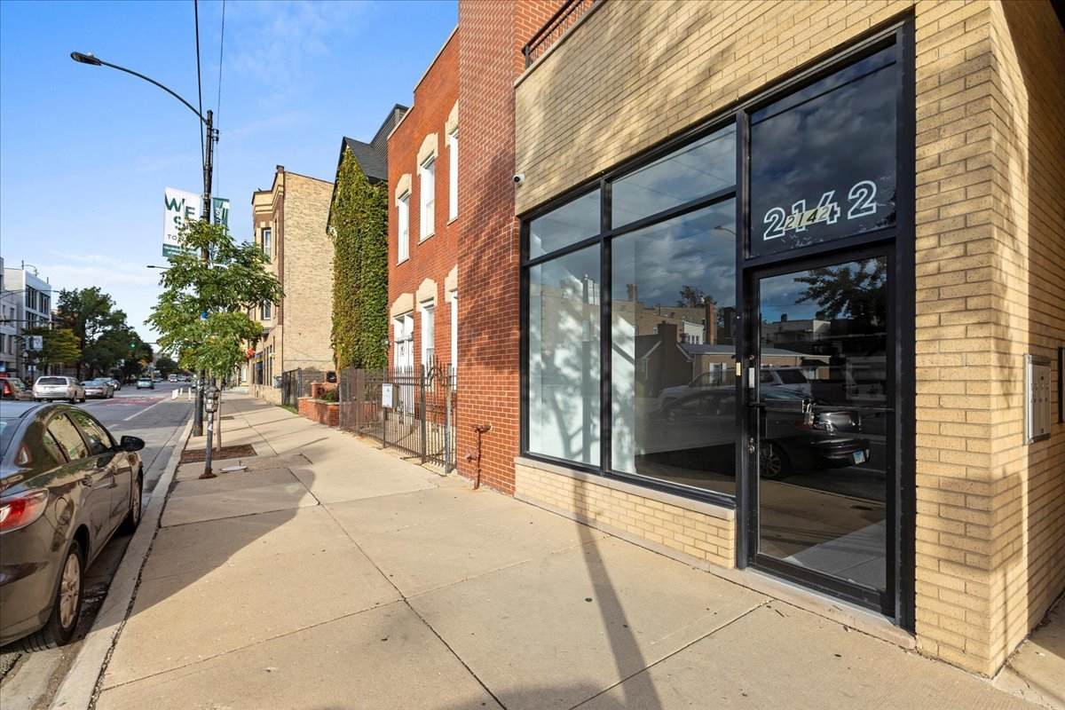 2142 Chicago Avenue - Photo 1