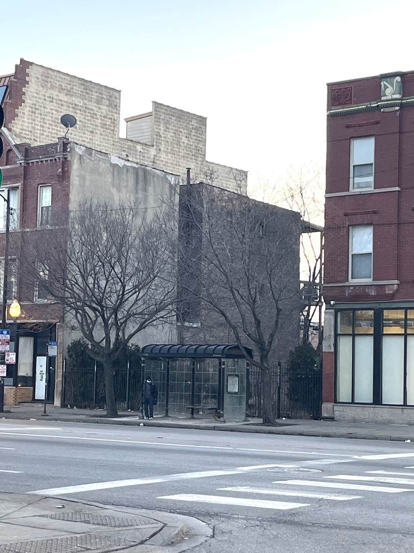 604 Western Avenue - Photo 1