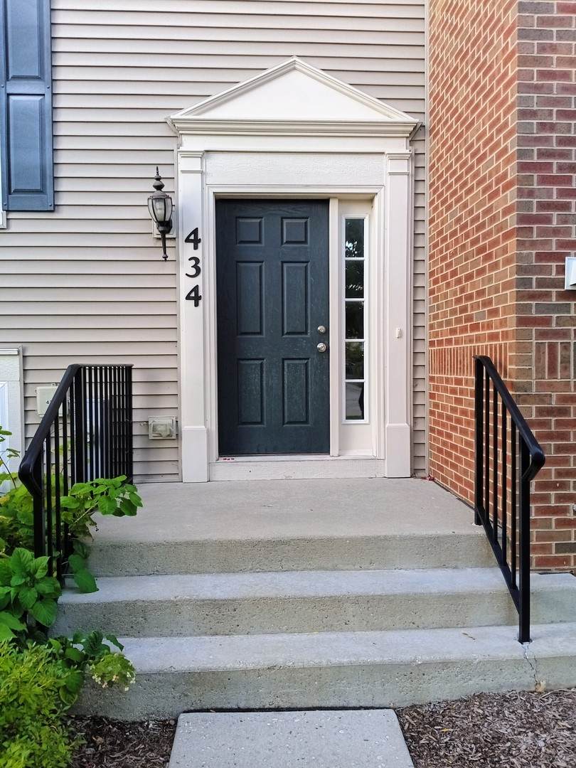 434 Town Center Boulevard - Photo 1