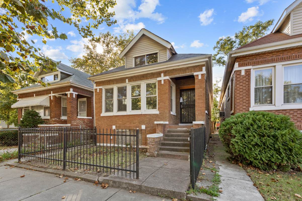 6954 Paulina Street - Photo 1