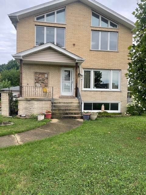 7332 Beloit Avenue - Photo 1