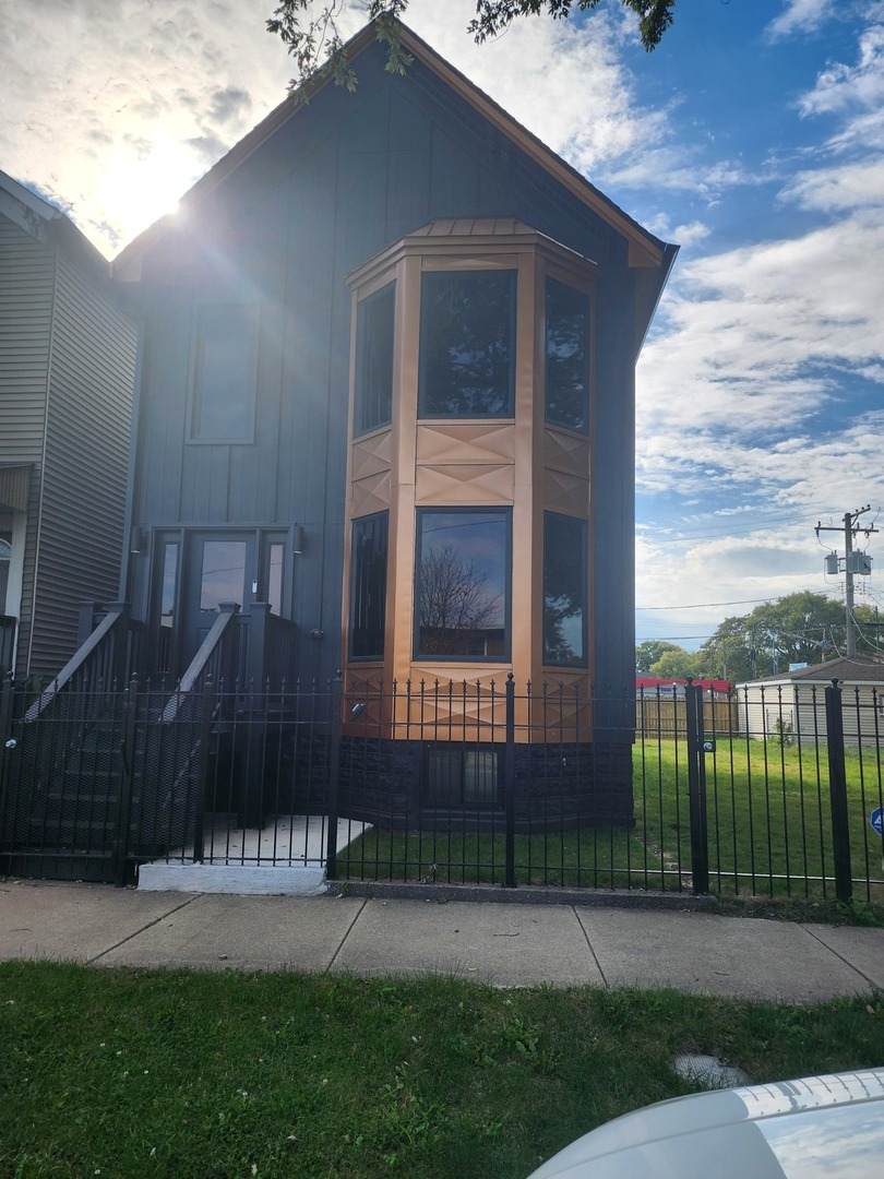 243 Swann Street - Photo 1