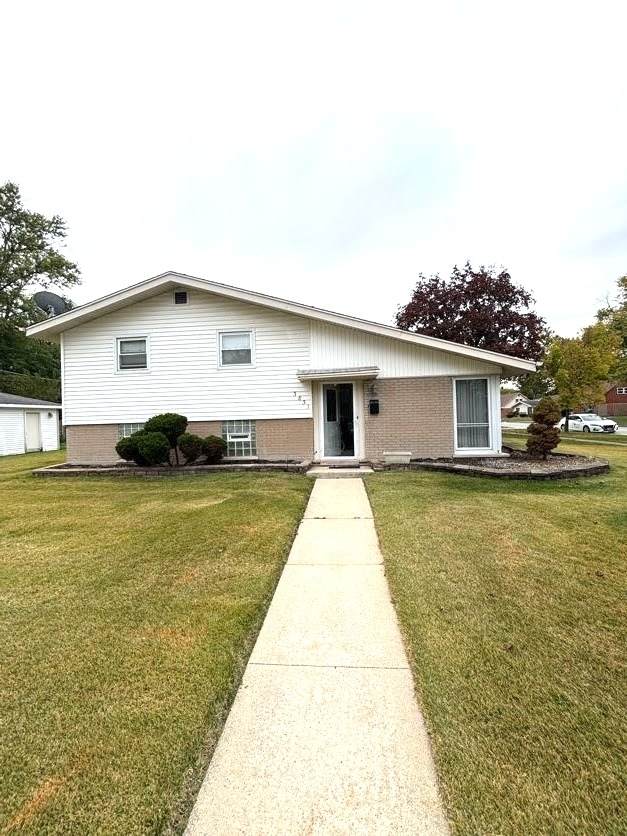 3831 168th Street - Photo 1