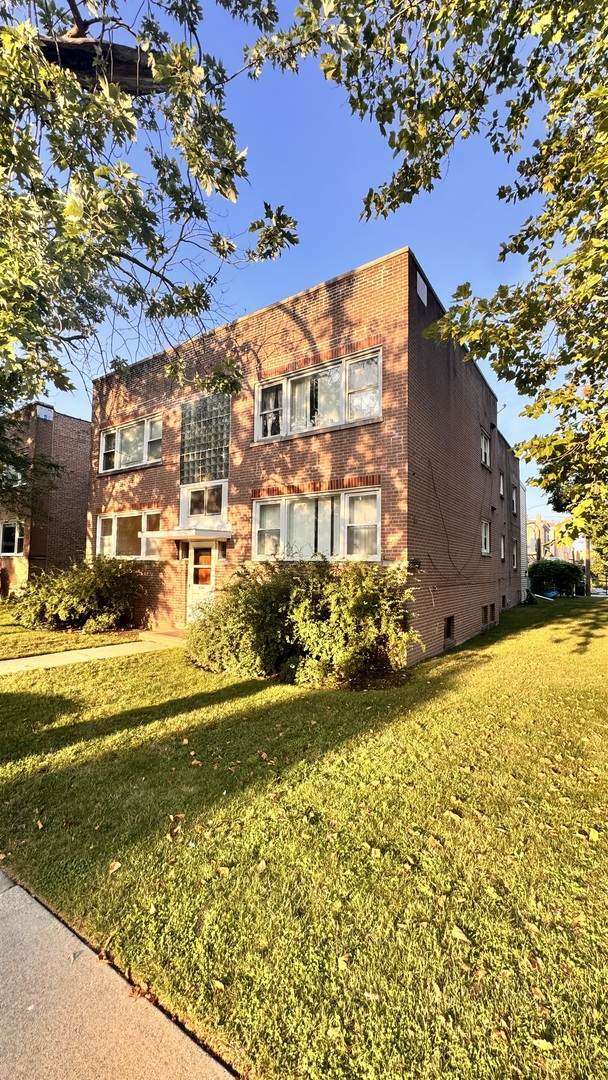 5501 California Avenue - Photo 1