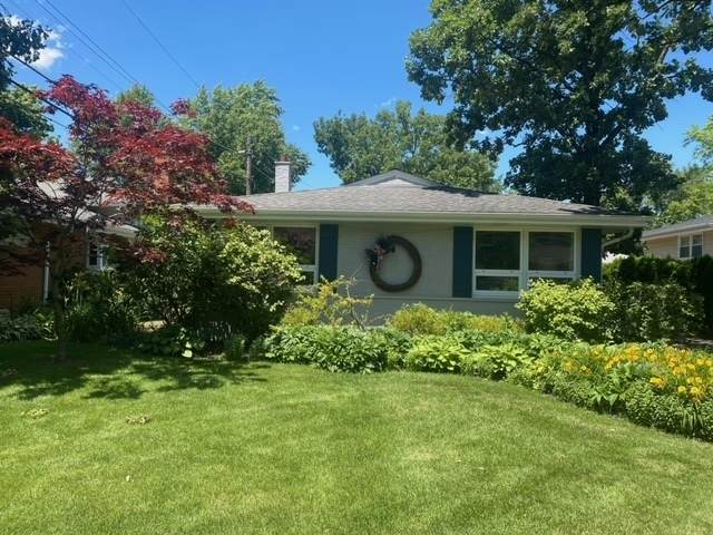 1340 Oak Street - Photo 1