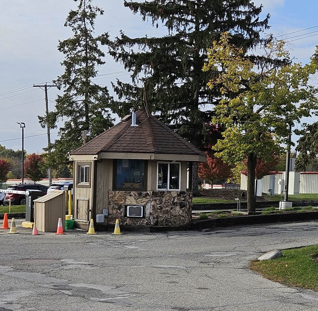 44 Nassau Colony - Photo 1