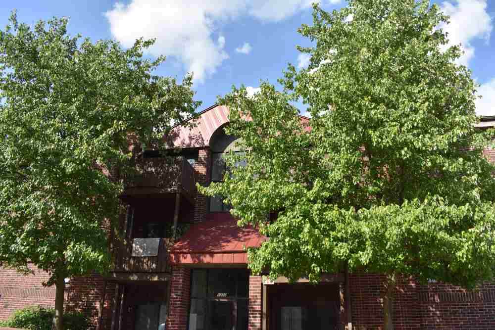 1350 Brook Street - Photo 1