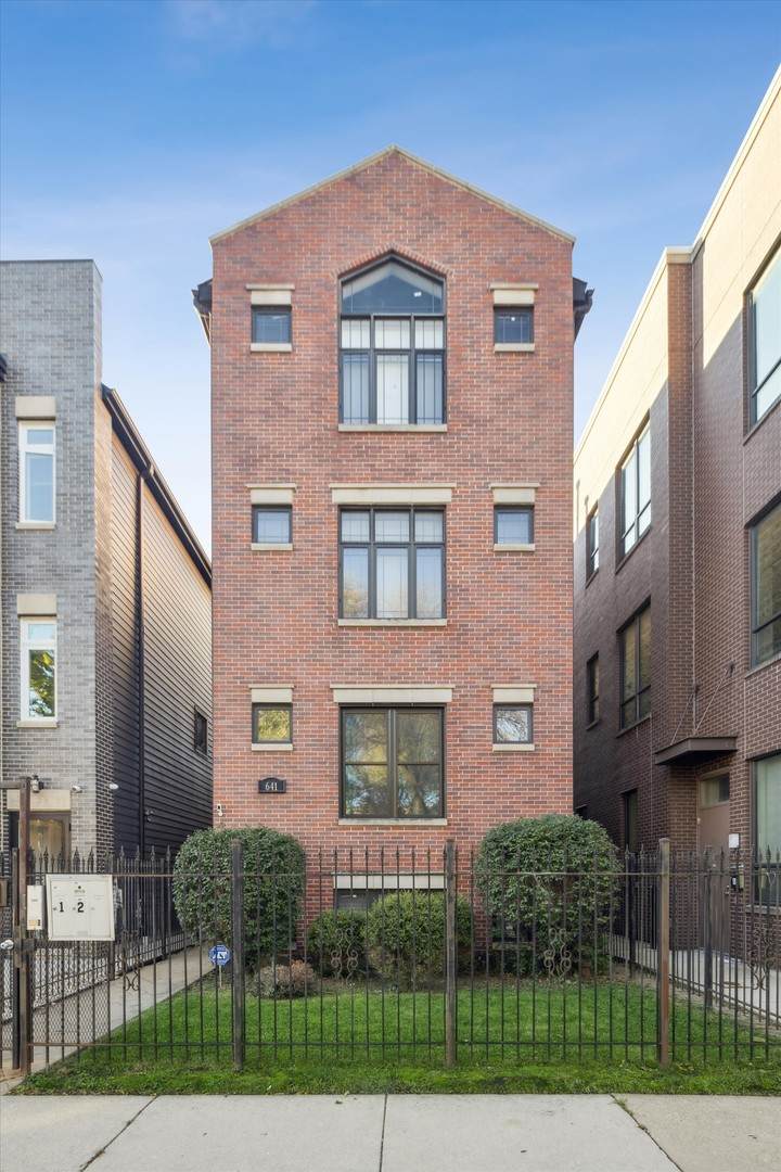 641 50th Street - Photo 1