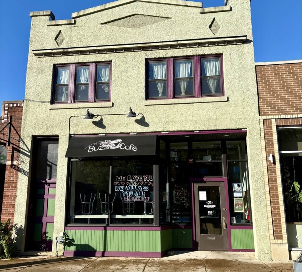 905 Lombard Avenue - Photo 1