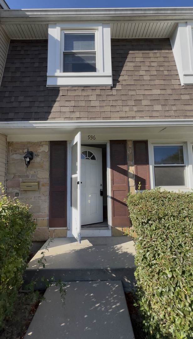 936 Cardiff Court - Photo 1