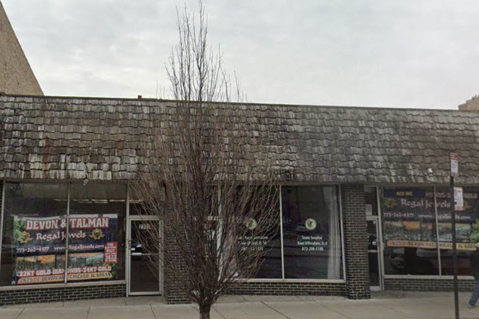 2707 Devon Avenue - Photo 1