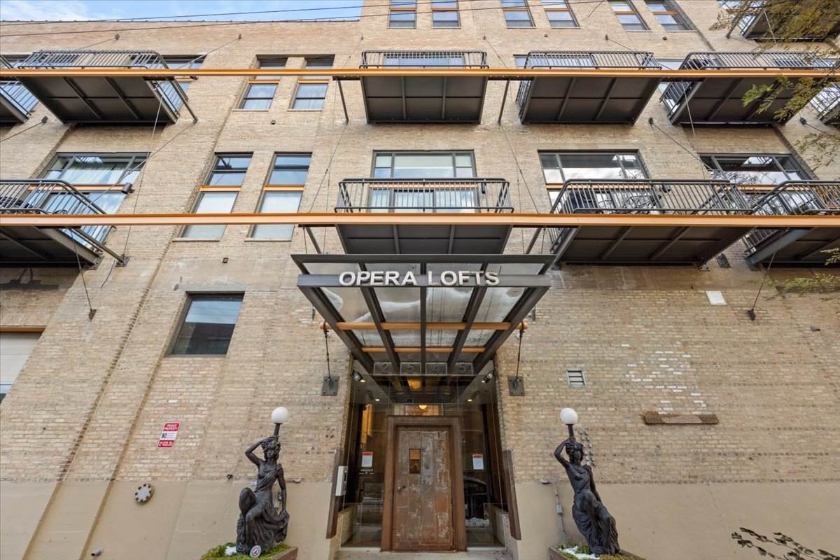 2545 Dearborn Street - Photo 1