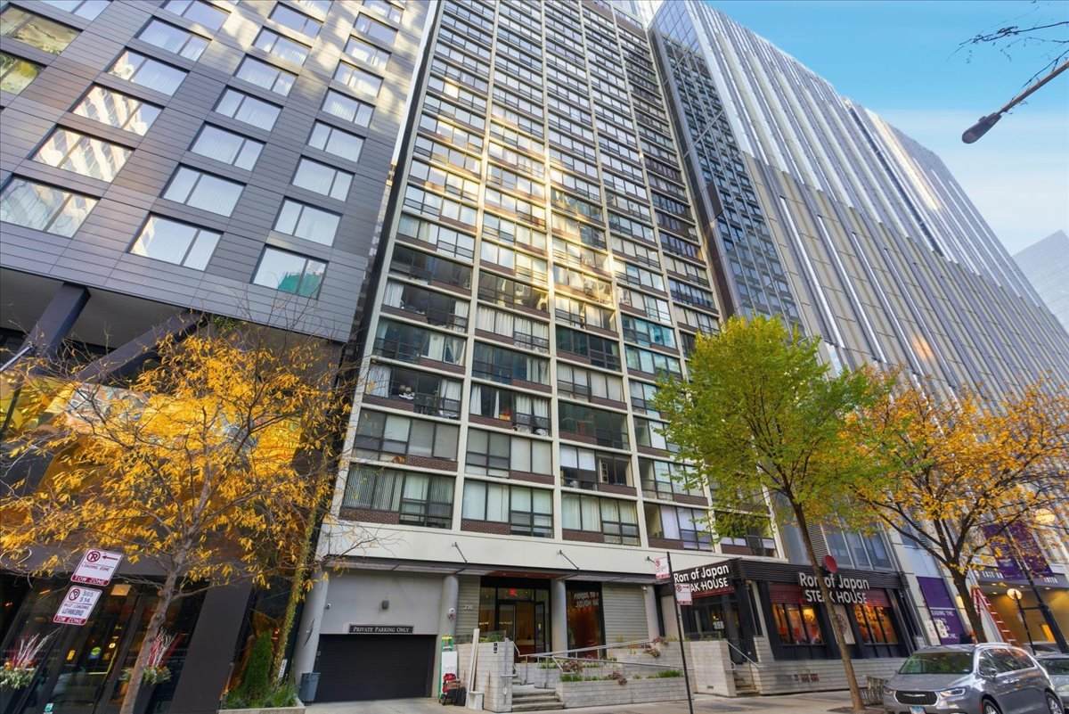 230 Ontario Street - Photo 1