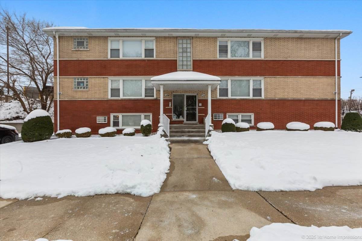7121 110th Street - Photo 1