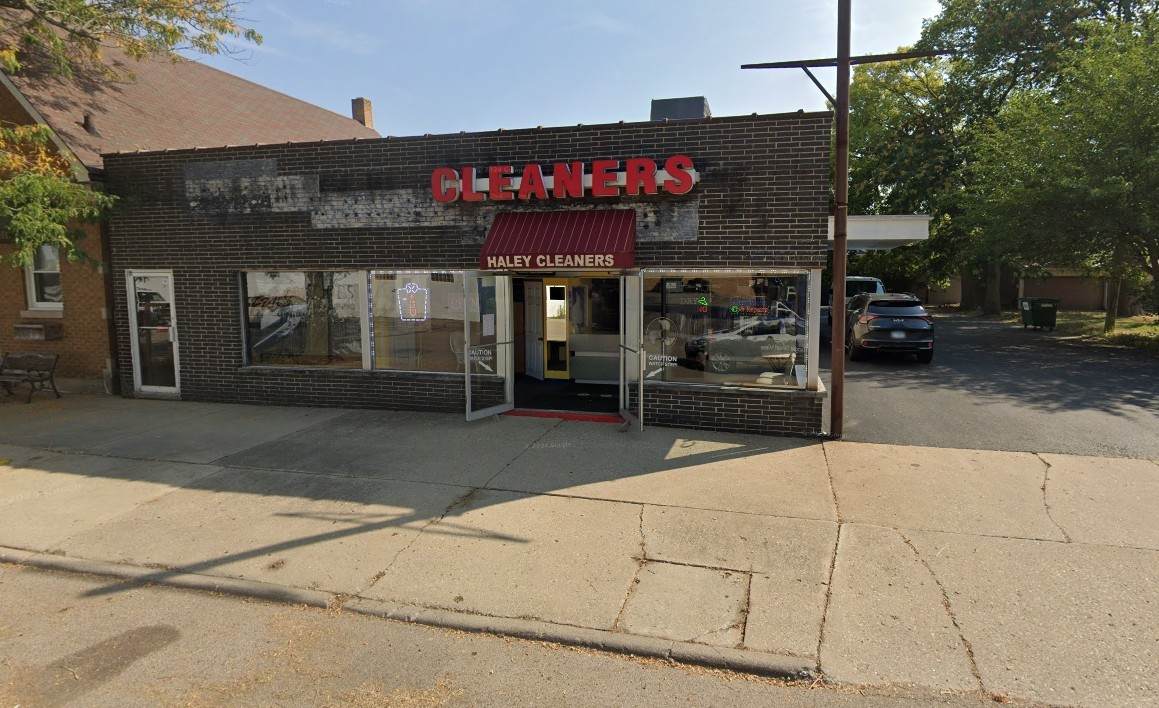 957 Victoria Street - Photo 1