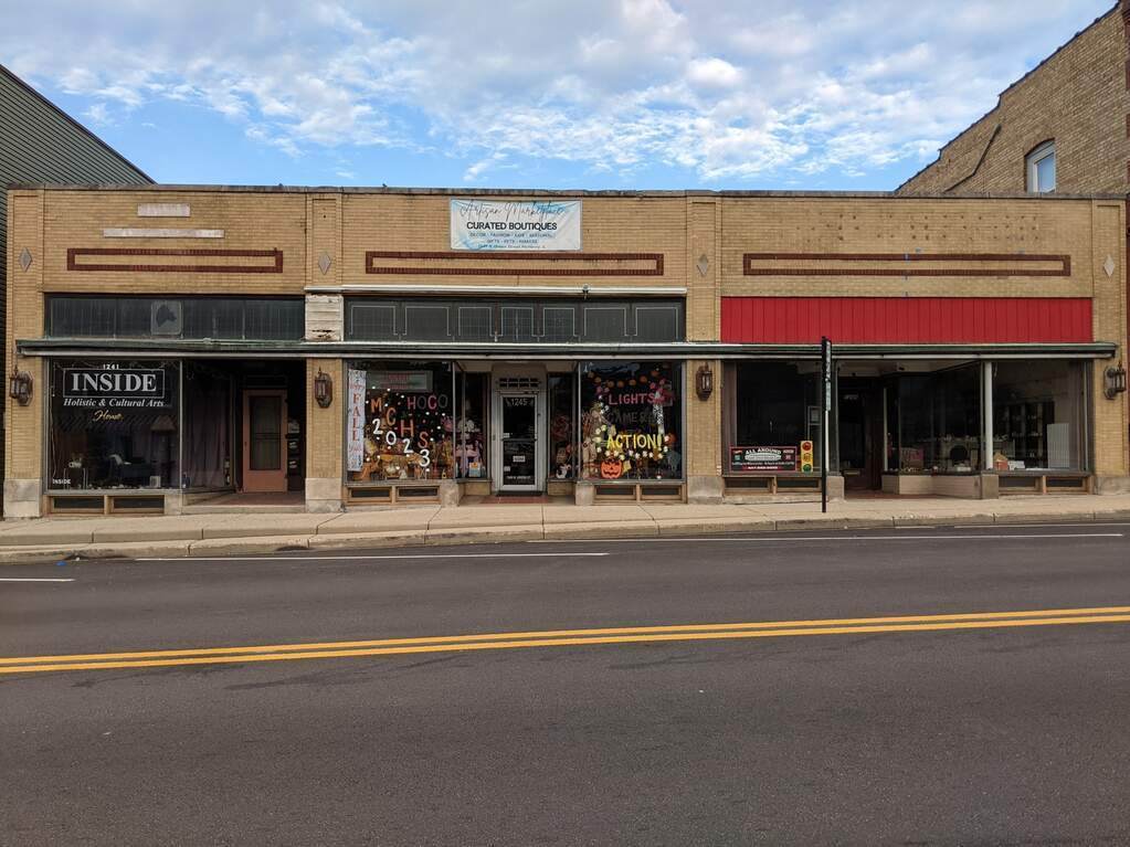 1249 Green Street - Photo 1