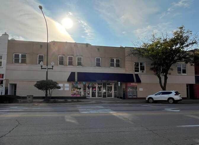 521 State Street - Photo 1