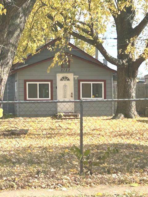 2722 10th Street - Photo 1