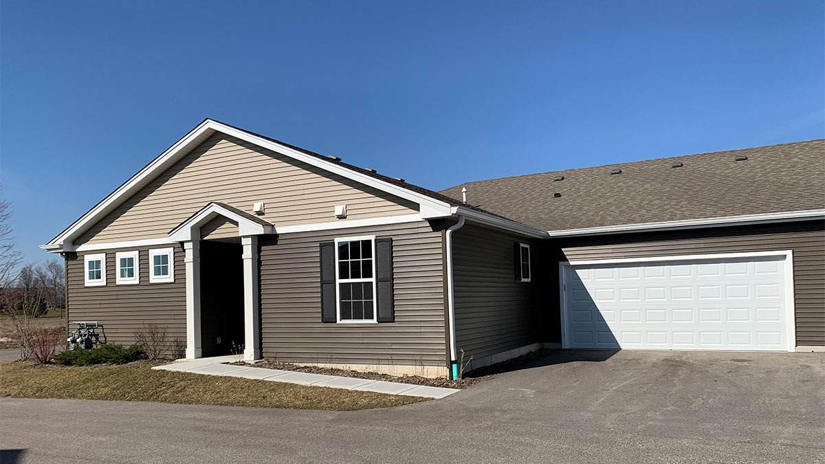 6365 Maple Glen Drive - Photo 1