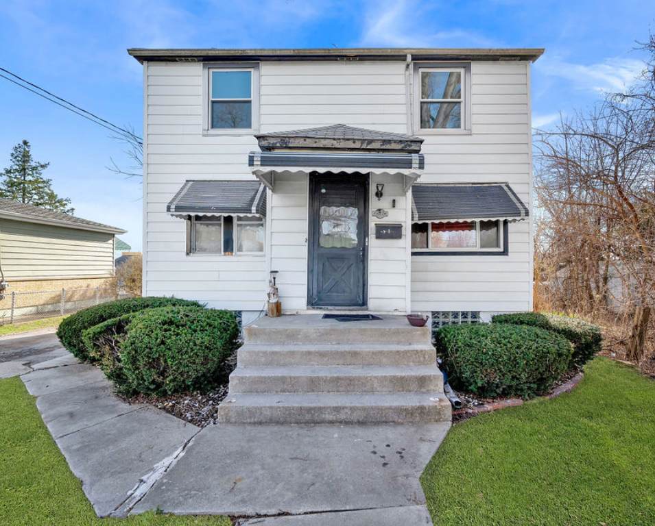 12565 Irving Avenue - Photo 1