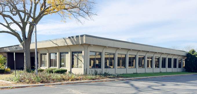 1400 Wolf Road - Photo 1