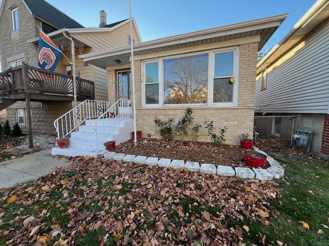 3704 53rd Avenue - Photo 1