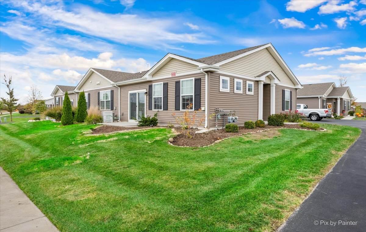 6324 Maple Glen Drive - Photo 1