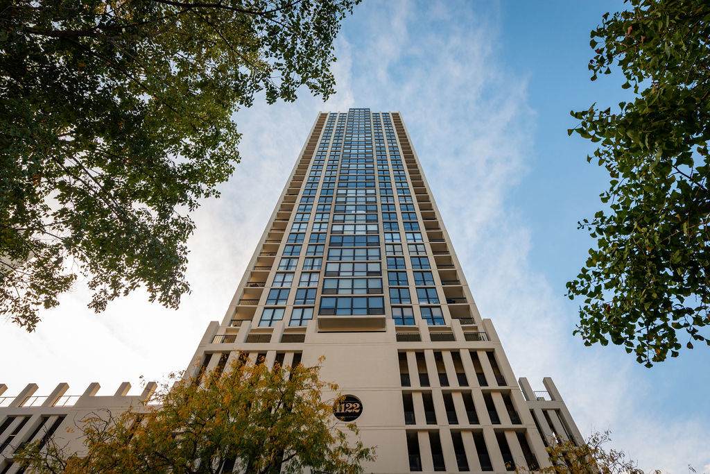 1122 Clark Street - Photo 1