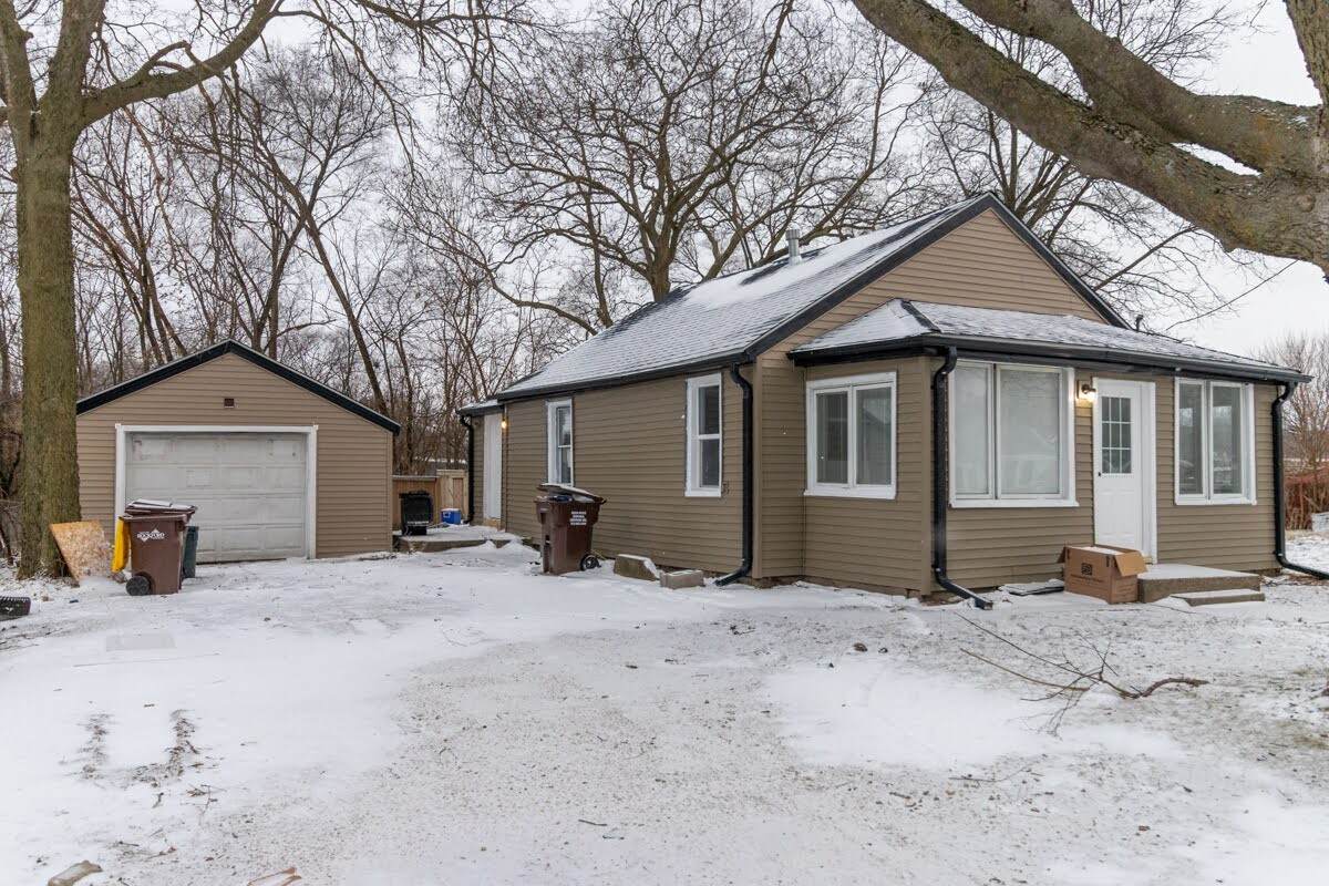 821 Sawyer Road - Photo 1