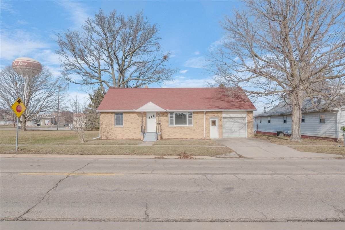 306 Cedar Street - Photo 1