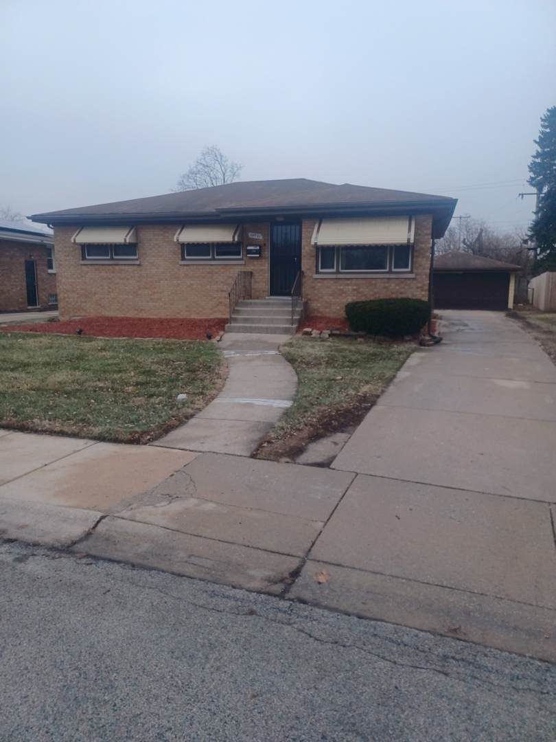 16521 Evans Avenue - Photo 1