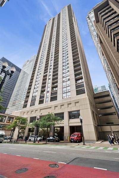 200 Dearborn Street - Photo 1