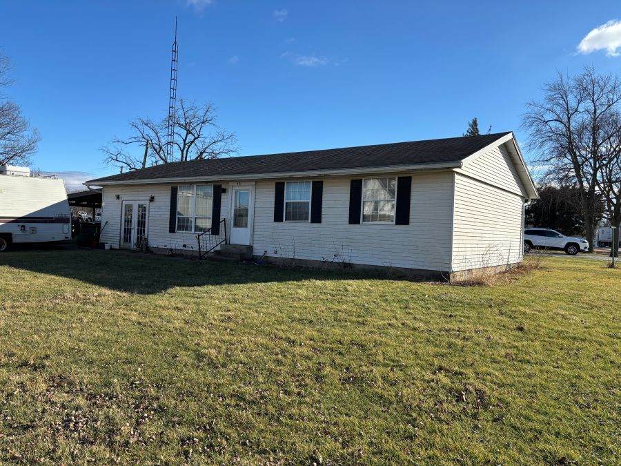 400 North Street - Photo 1