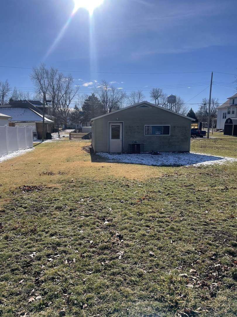 407 Cherry Street - Photo 1