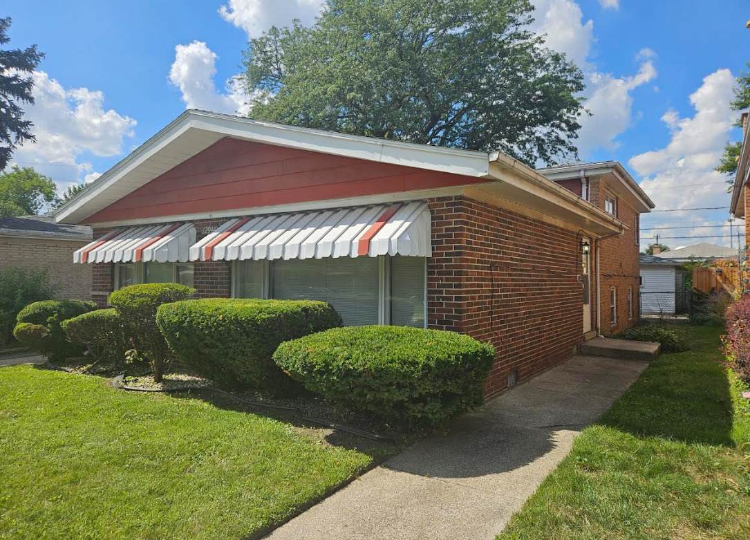 12946 Carpenter Street - Photo 1