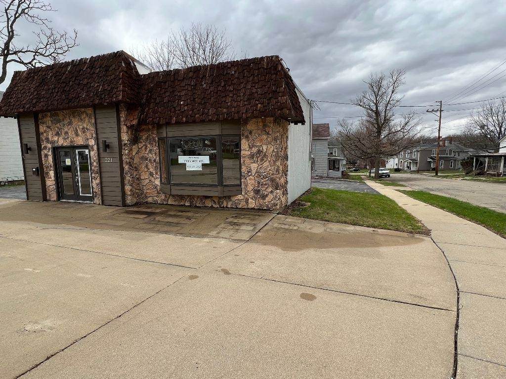 221 Galena Avenue - Photo 1