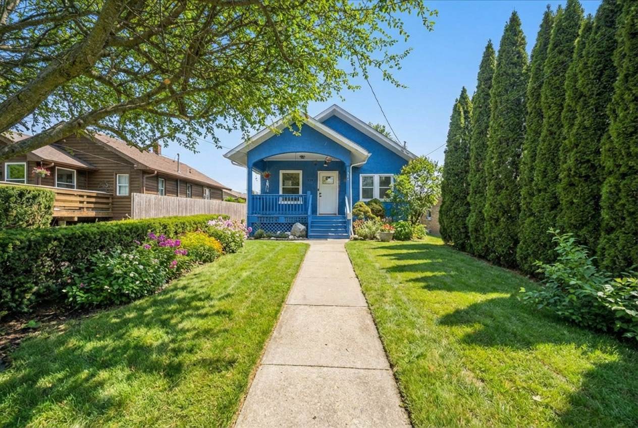 247 Highwood Avenue - Photo 1