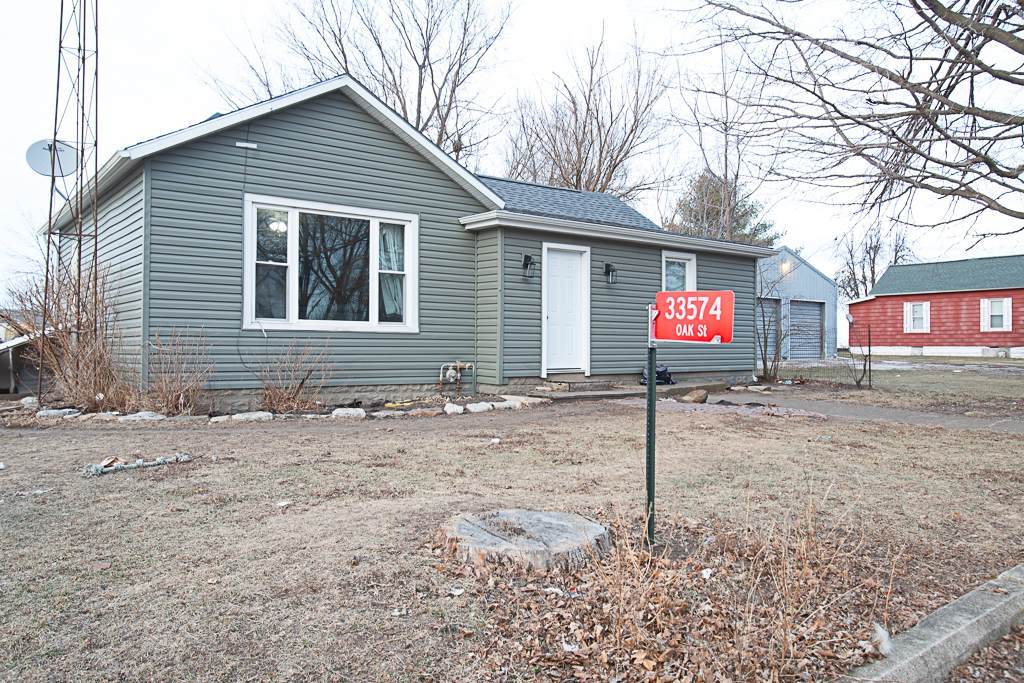 33574 Oak Street - Photo 1