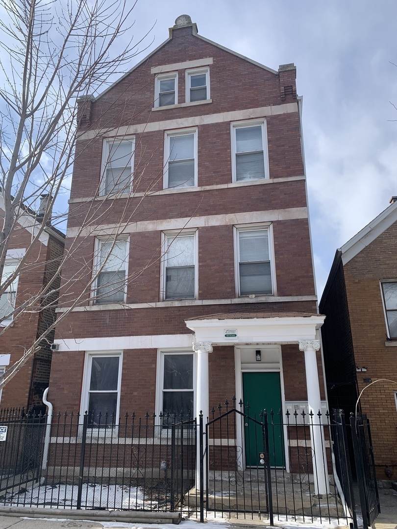 2318 Homan Avenue - Photo 1