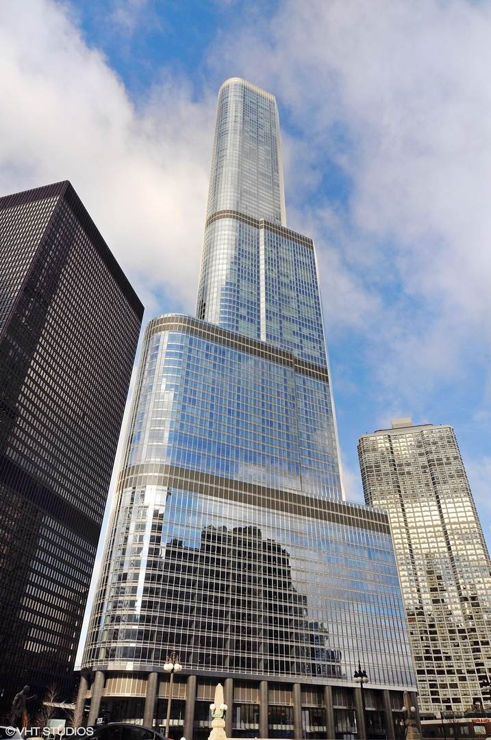 401 Wabash Avenue - Photo 1