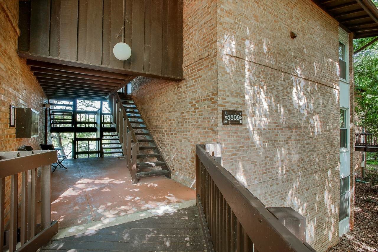 5509 Lake Drive - Photo 1