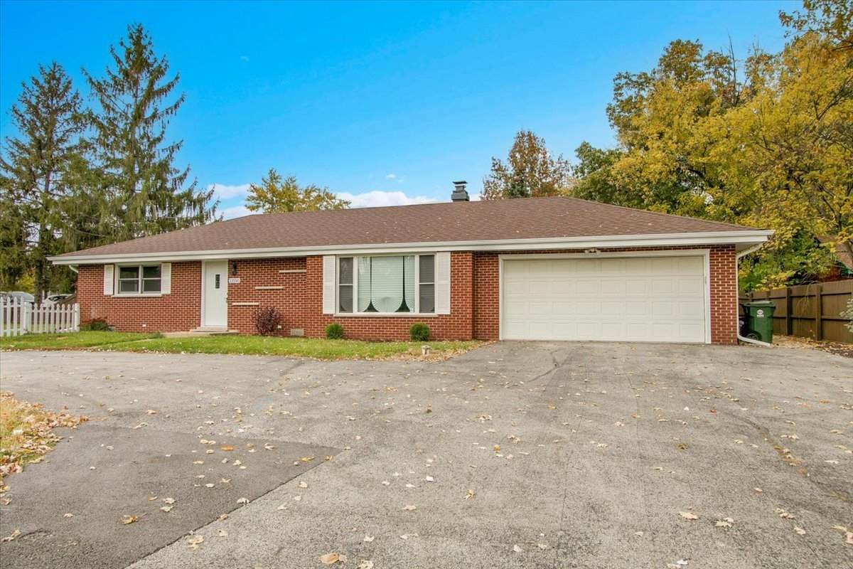 11550 Francis Road - Photo 1