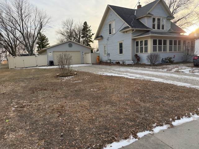 314 Main Street - Photo 1