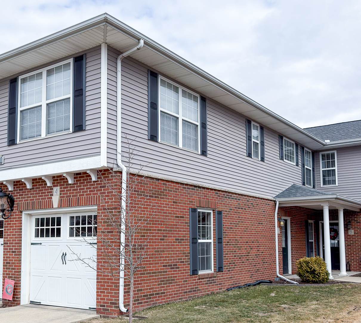 106 Essex Lane - Photo 1
